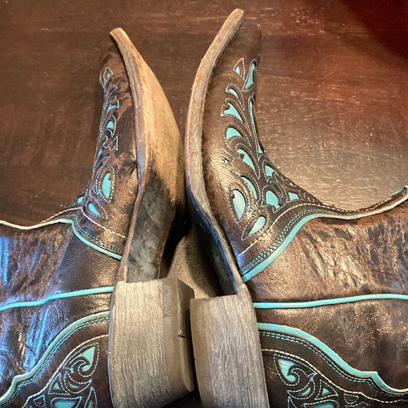 Black and Blue Western Boots - Picture 6 of 8